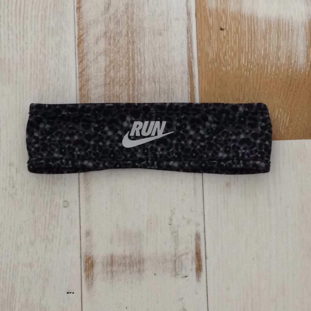 Nike Dri-Fit Run reversible headband